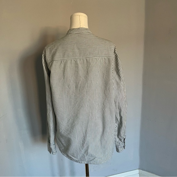 Boohoo MAN striped button down white/green shirt - Picture 2 of 4